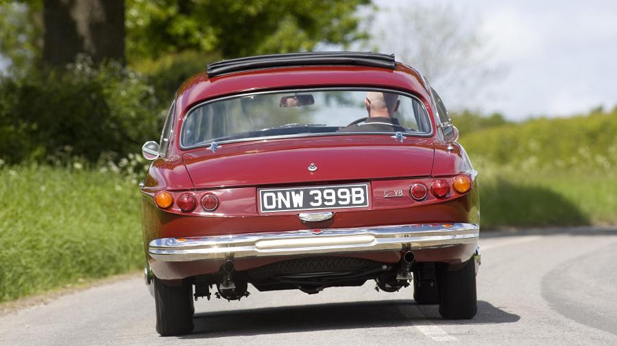  Jensen CV8 (Mk II) 1963 года  (фото 10 из 24)